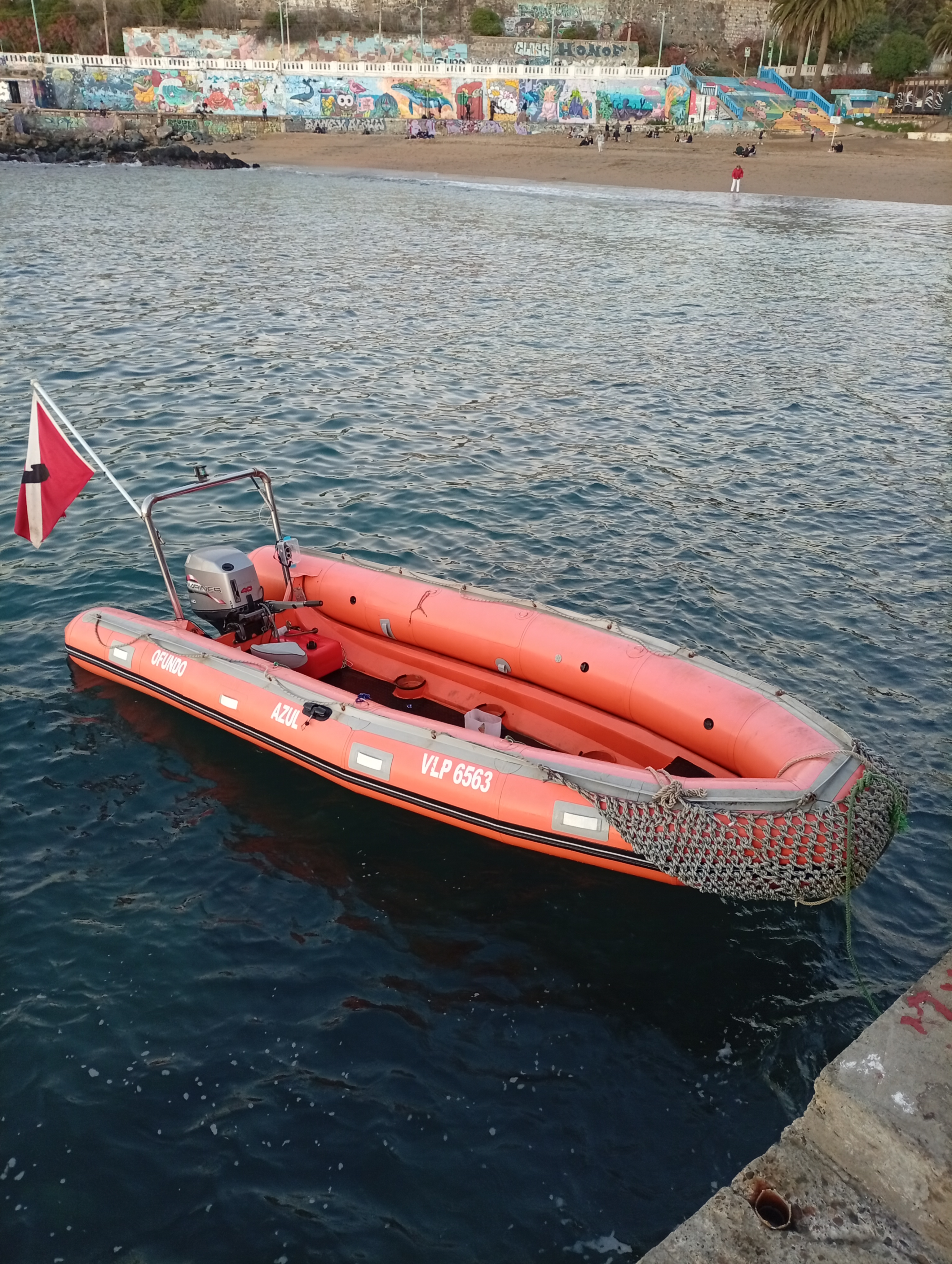 Exterior de SubmarValpo y acceso al centro